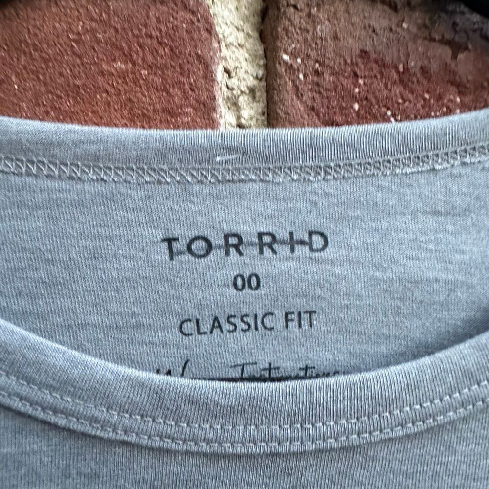 Torrid Mama Mommy Mom Bruh Graphic Tee Gray Short Sleeve Classic Fit 00 M NWOT - Picture 2 of 4